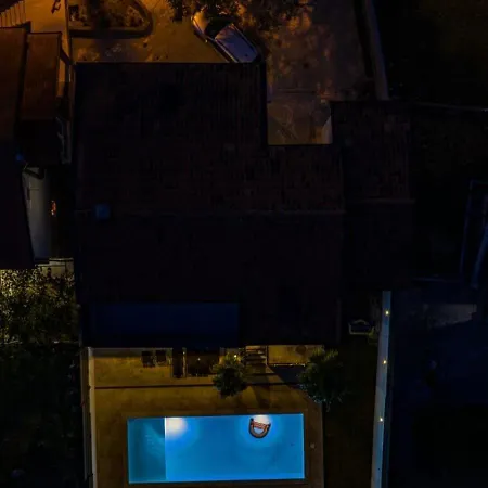 Vincek Villa